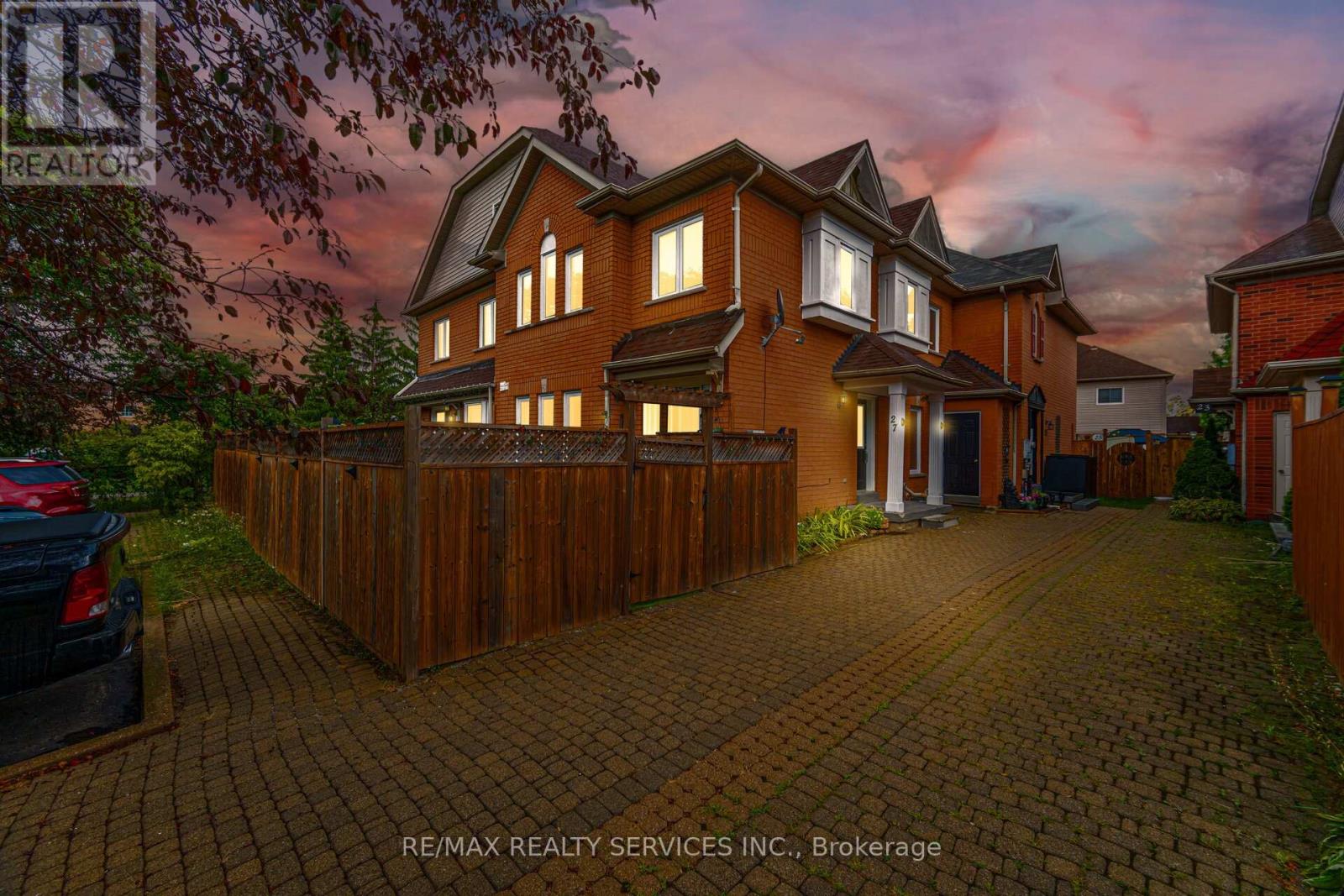 Photo 1 of 27 Rain Lily Lane, Brampton ON