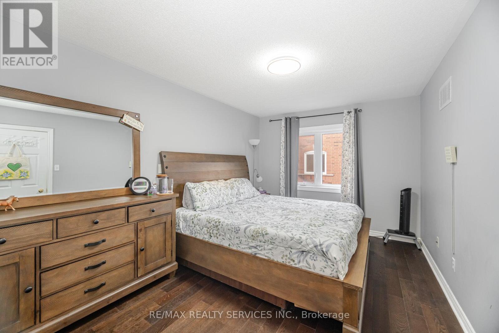 Photo 21 of 27 Rain Lily Lane, Brampton ON