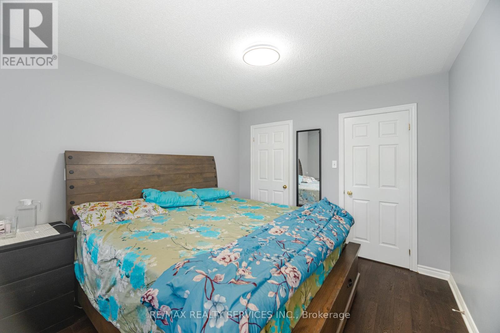 Photo 29 of 27 Rain Lily Lane, Brampton ON