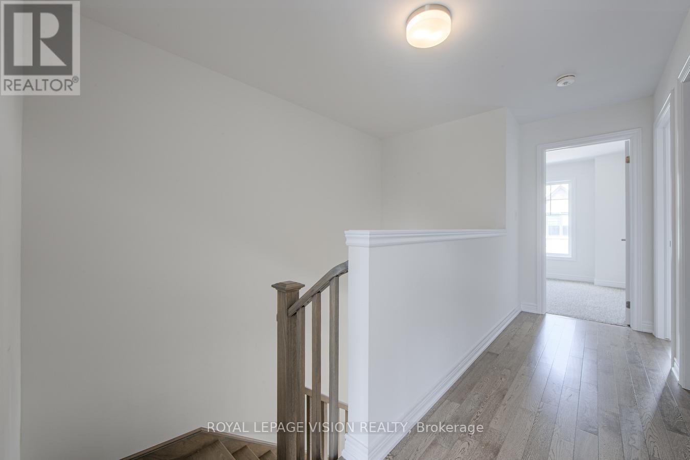 Photo 17 of 10 Folcroft Street, Brampton ON
