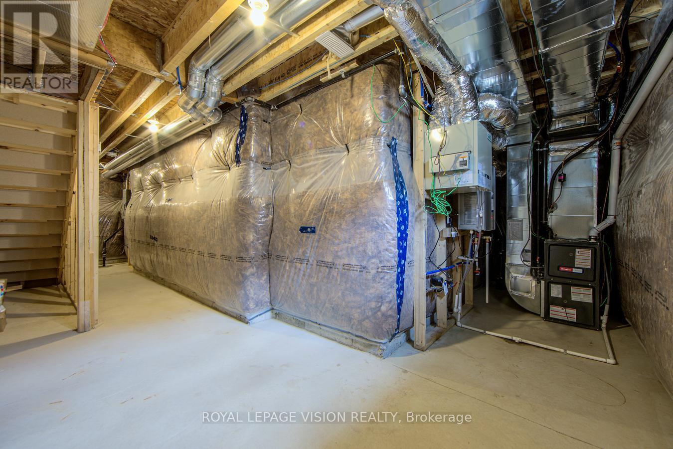Photo 10 of 10 Folcroft Street, Brampton ON