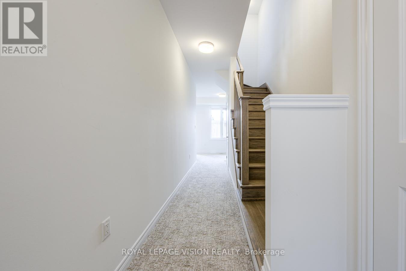 Photo 25 of 10 Folcroft Street, Brampton ON