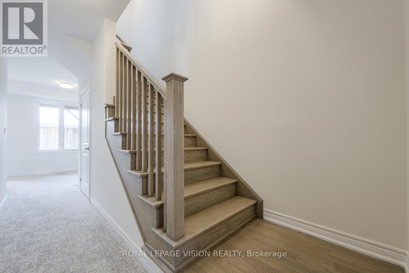 Photo 1 of 10 Folcroft Street, Brampton ON