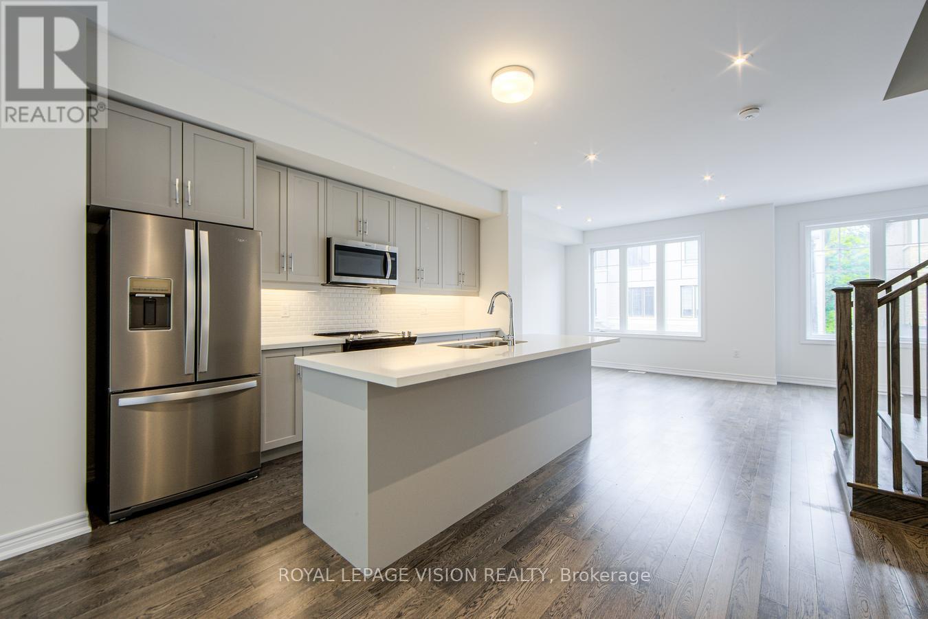 Photo 35 of 32 Folcroft Street, Brampton ON