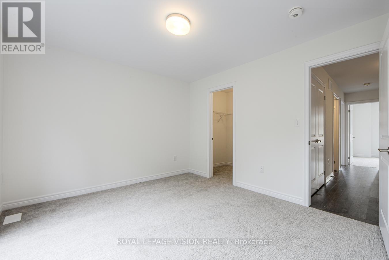 Photo 22 of 32 Folcroft Street, Brampton ON