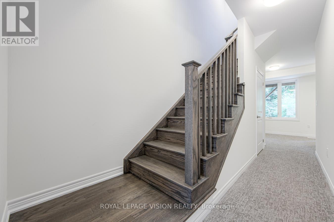 Photo 24 of 32 Folcroft Street, Brampton ON