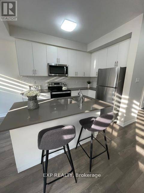 Photo 4 of 43 9440 The Gore Road, Brampton ON