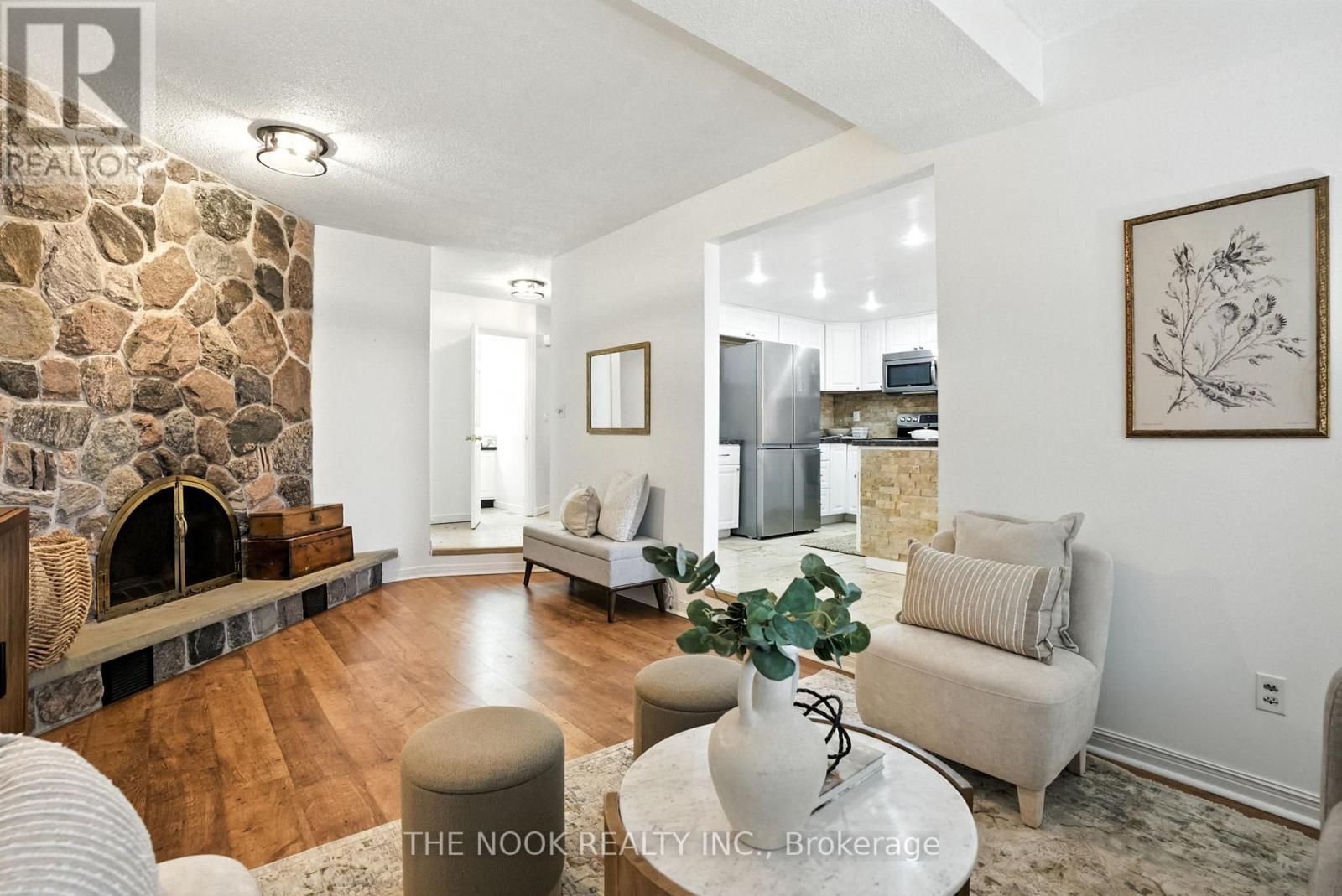 Photo 20 of 204 Eastlawn Street, Oshawa ON