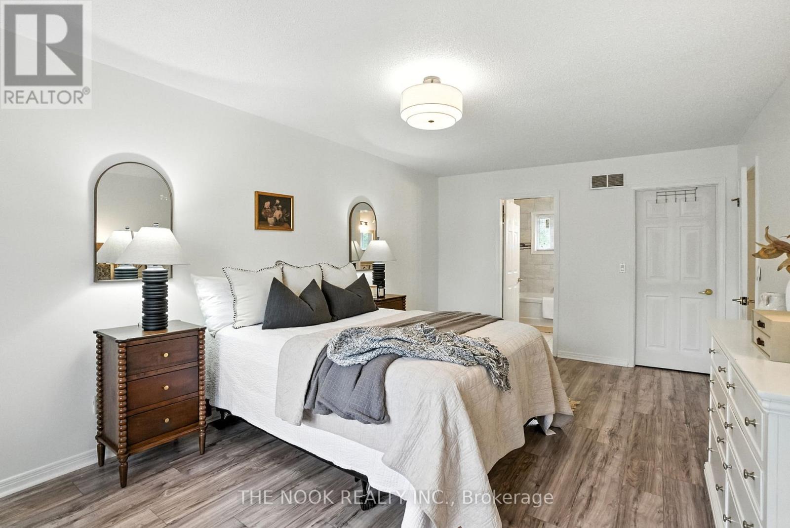 Photo 28 of 204 Eastlawn Street, Oshawa ON