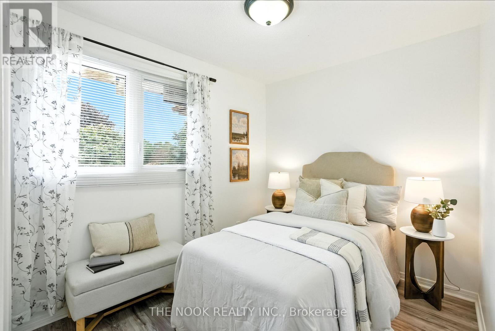 Photo 32 of 204 Eastlawn Street, Oshawa ON