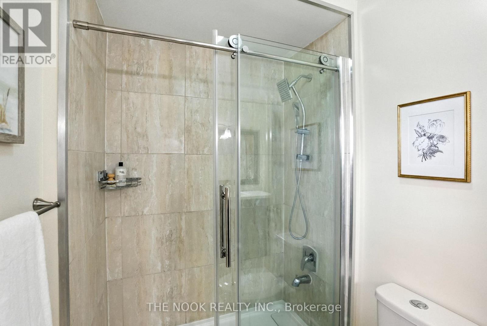 Photo 39 of 204 Eastlawn Street, Oshawa ON