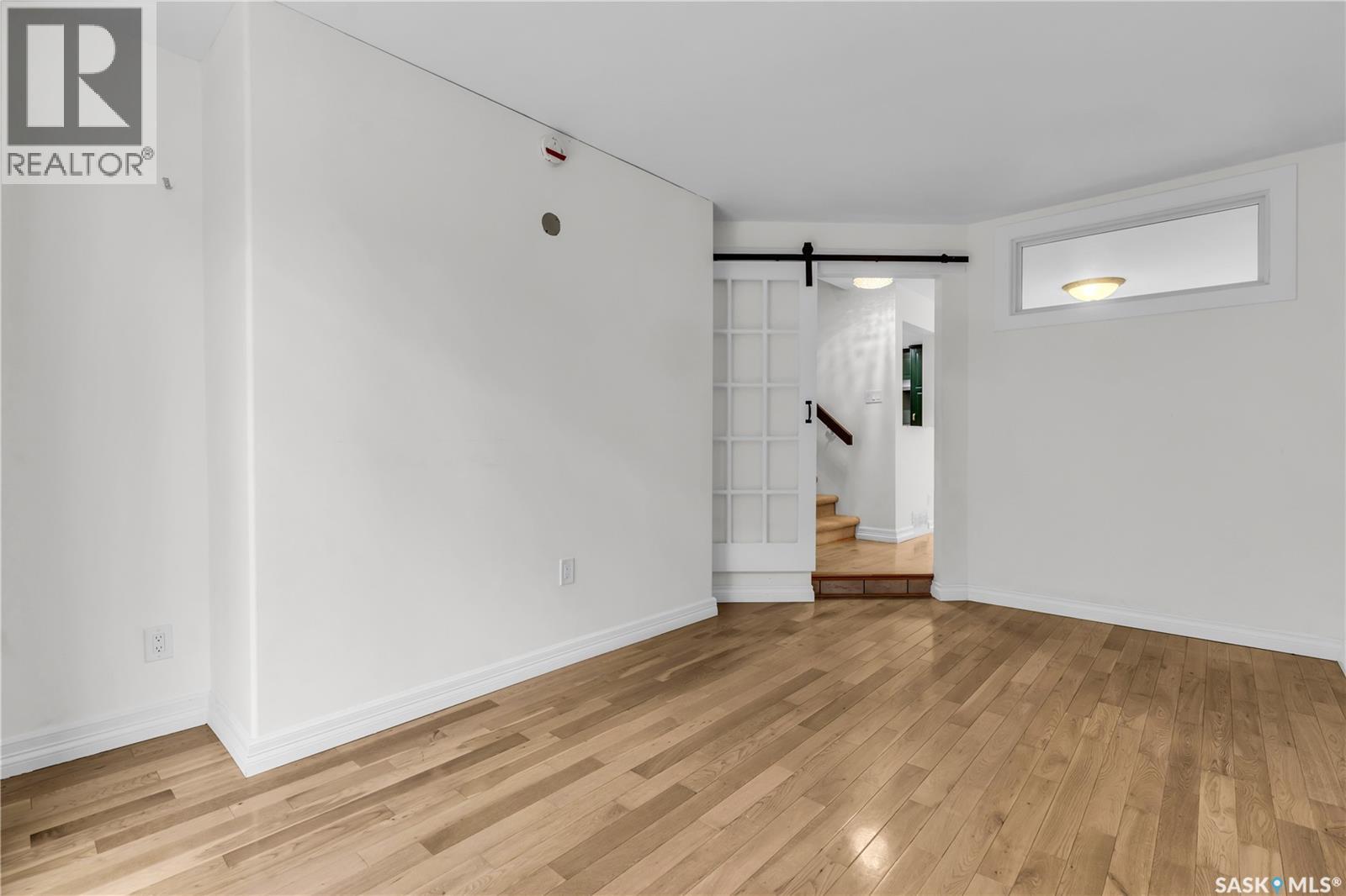 Photo 11 of 2643 Kliman Crescent, Regina SK