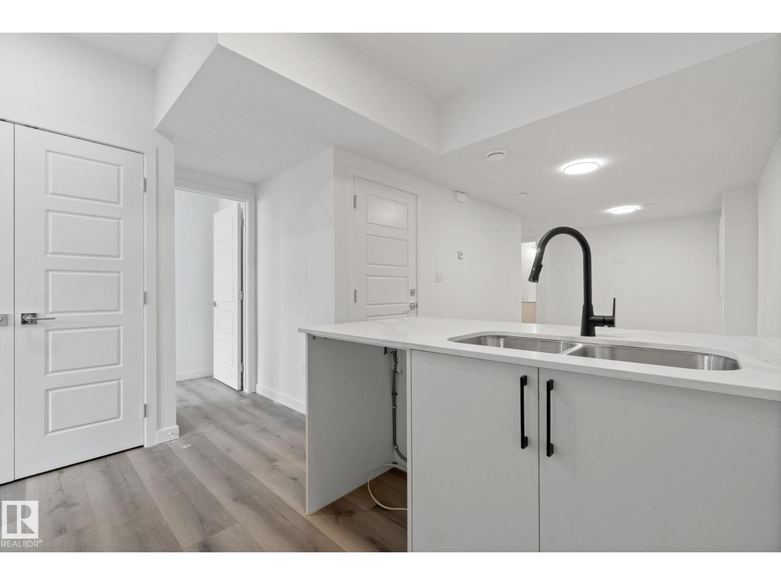 Photo 55 of 2436 205 St Nw, Edmonton AB