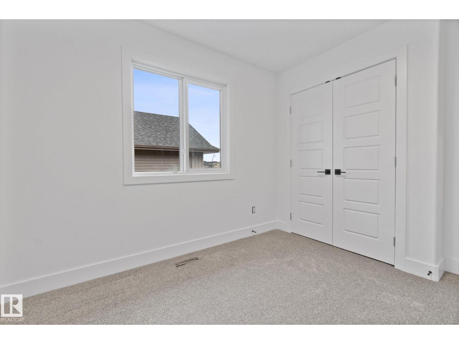 Photo 22 of 2436 205 St Nw, Edmonton AB