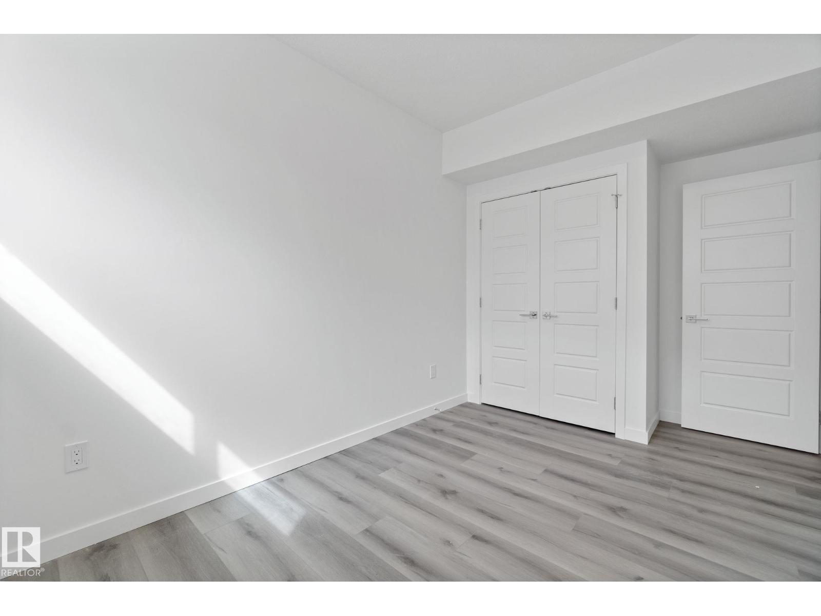 Photo 6 of 2436 205 St Nw, Edmonton AB