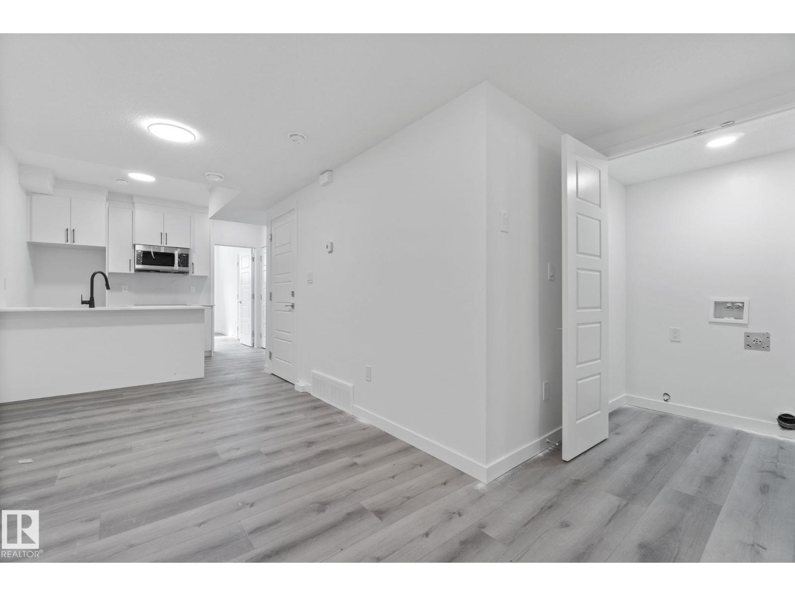 Photo 43 of 2436 205 St Nw, Edmonton AB