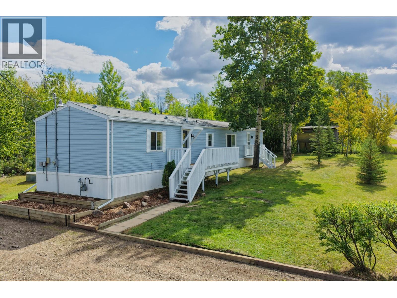 Photo 2 of 11075 257 Road, Fort St John BC