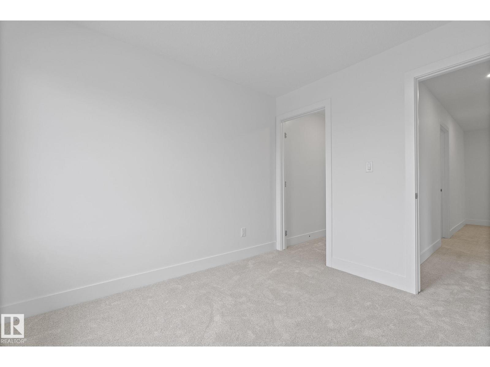 Photo 45 of 2508 210 St Nw, Edmonton AB