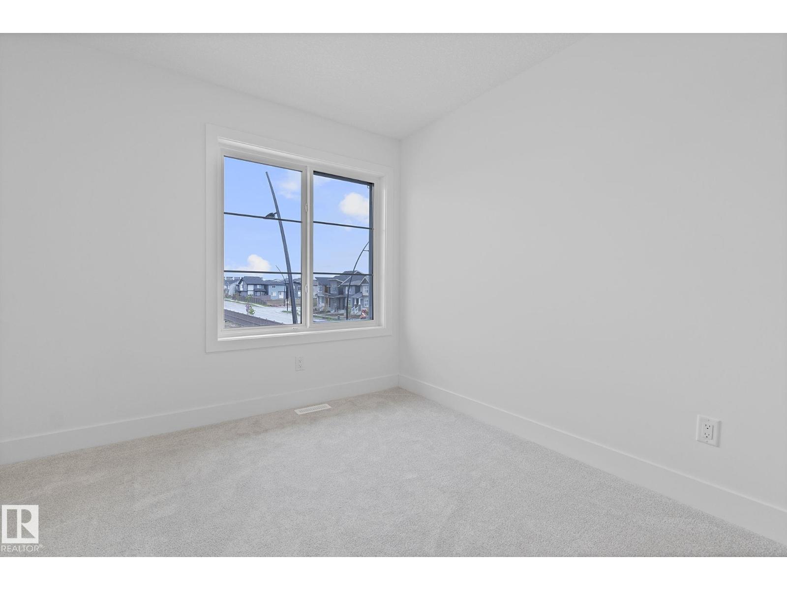 Photo 44 of 2508 210 St Nw, Edmonton AB