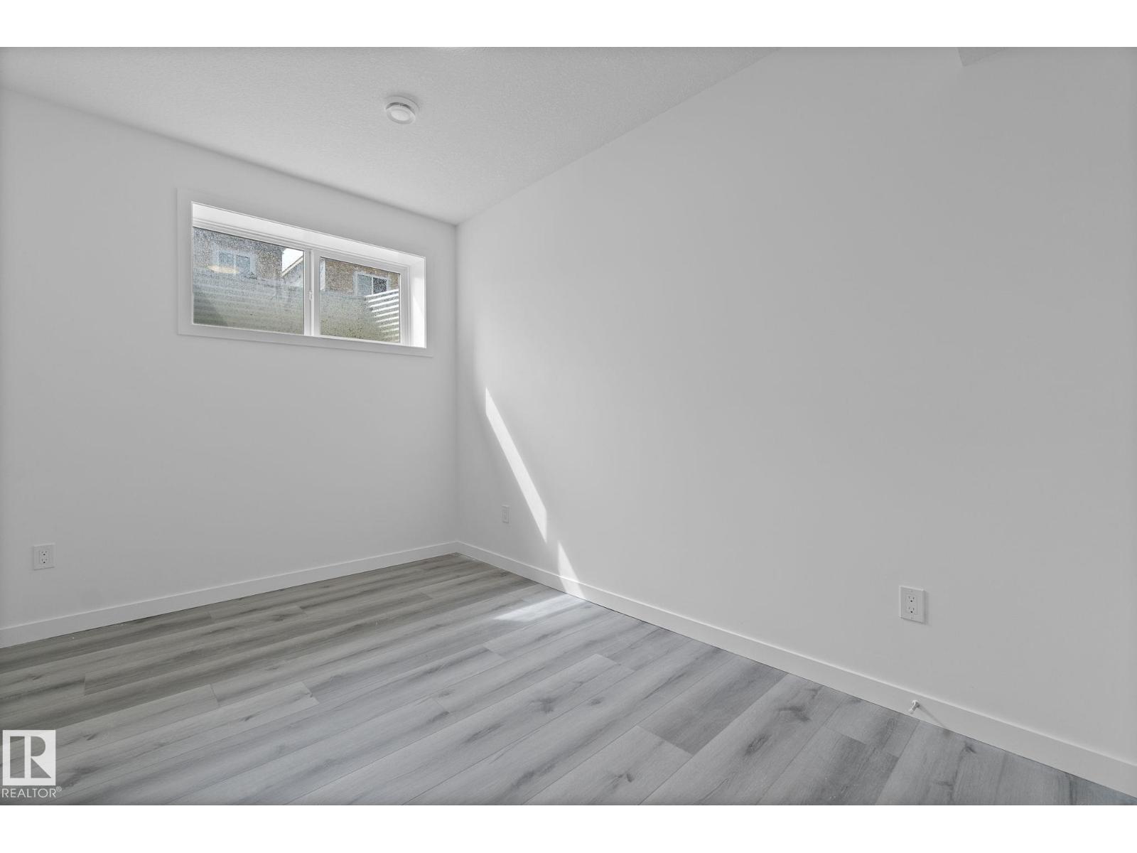 Photo 55 of 2508 210 St Nw, Edmonton AB