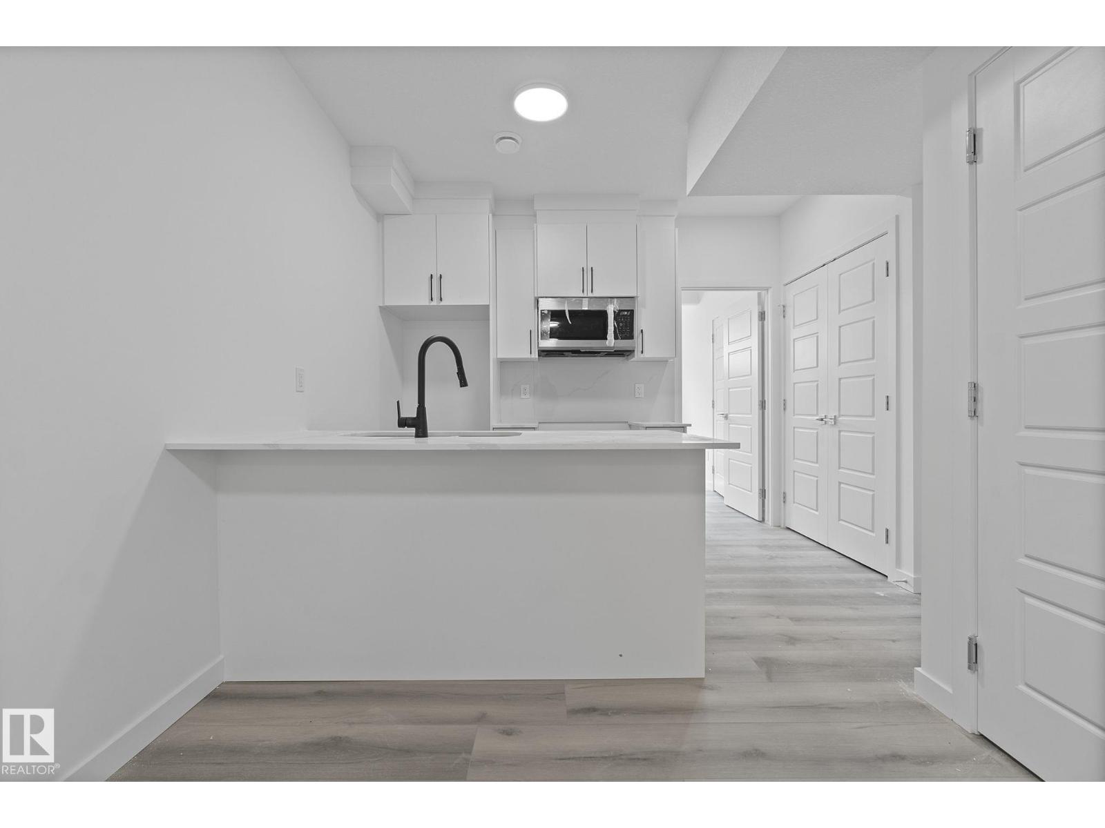 Photo 51 of 2508 210 St Nw, Edmonton AB