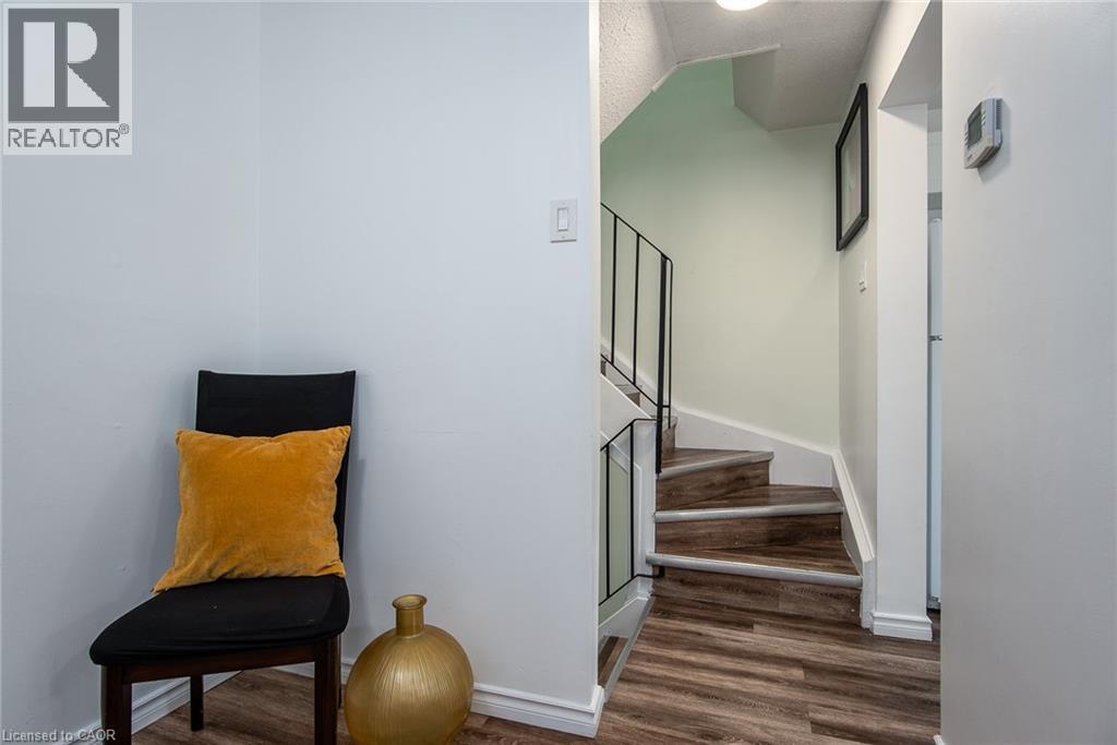 Photo 28 of 634 Strasburg Road Unit 3, Kitchener ON