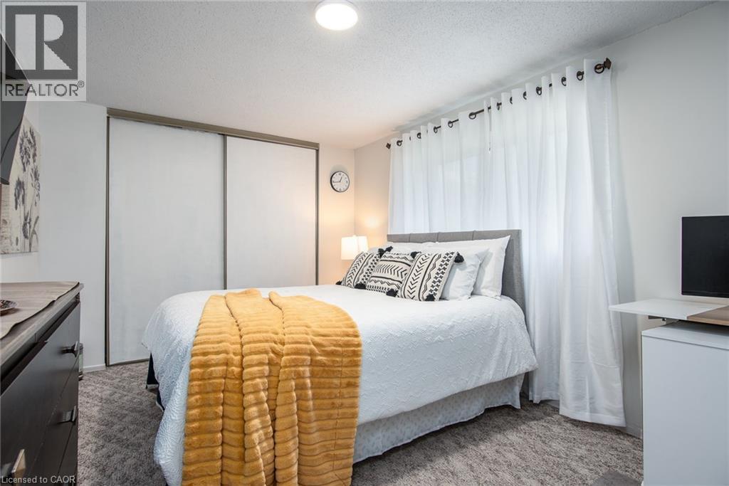 Photo 43 of 634 Strasburg Road Unit 3, Kitchener ON