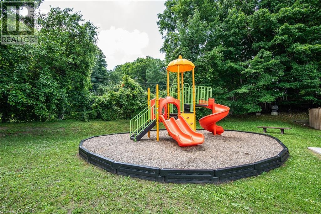 Photo 30 of 634 Strasburg Road Unit 3, Kitchener ON