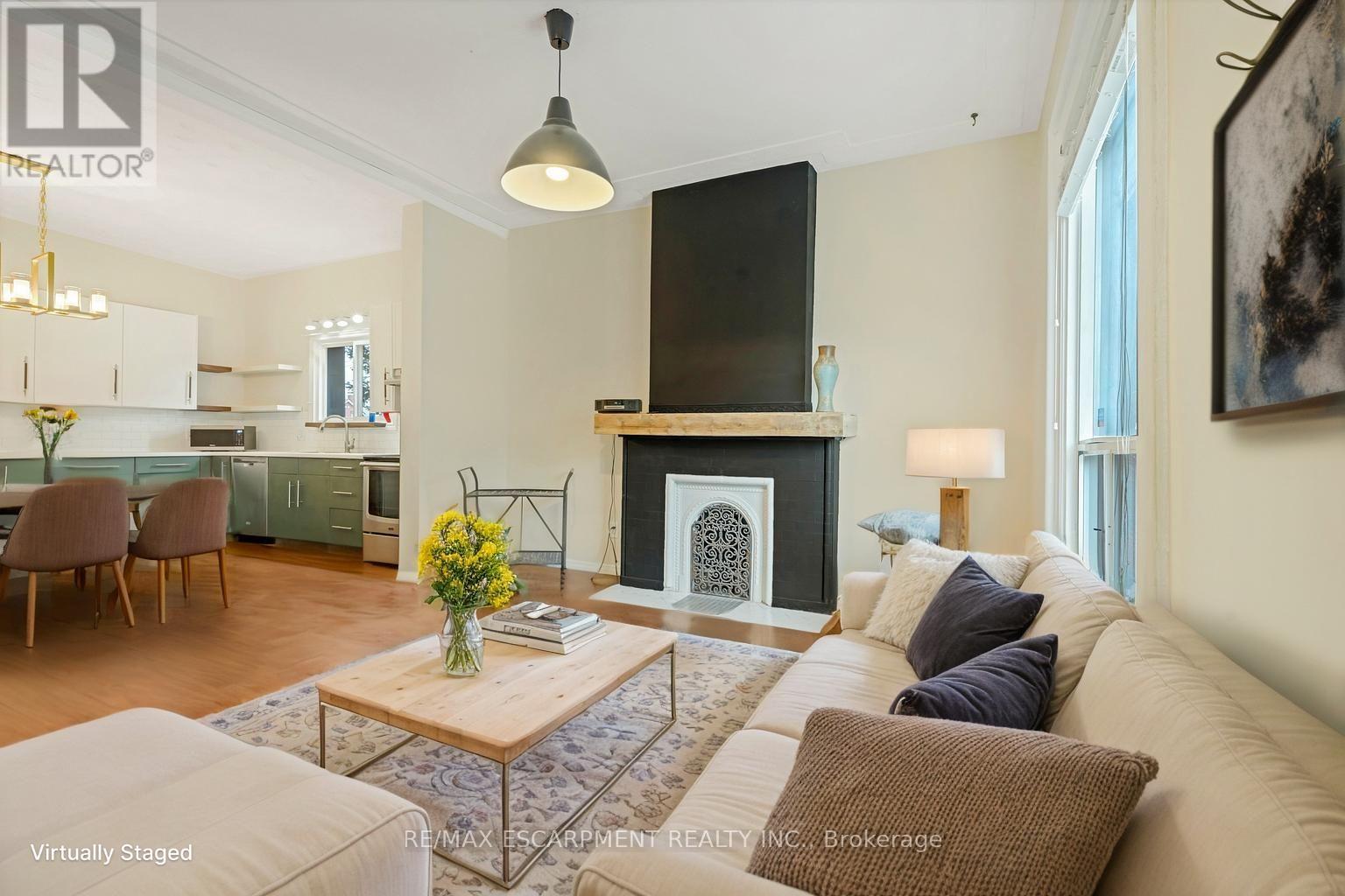 Photo 27 of 197 Emerald Street N, Hamilton ON