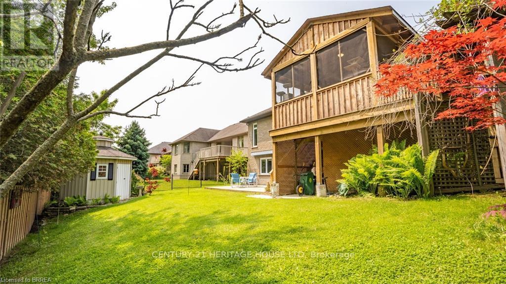 Photo 26 of 2 Hunter Drive S, Norfolk ON