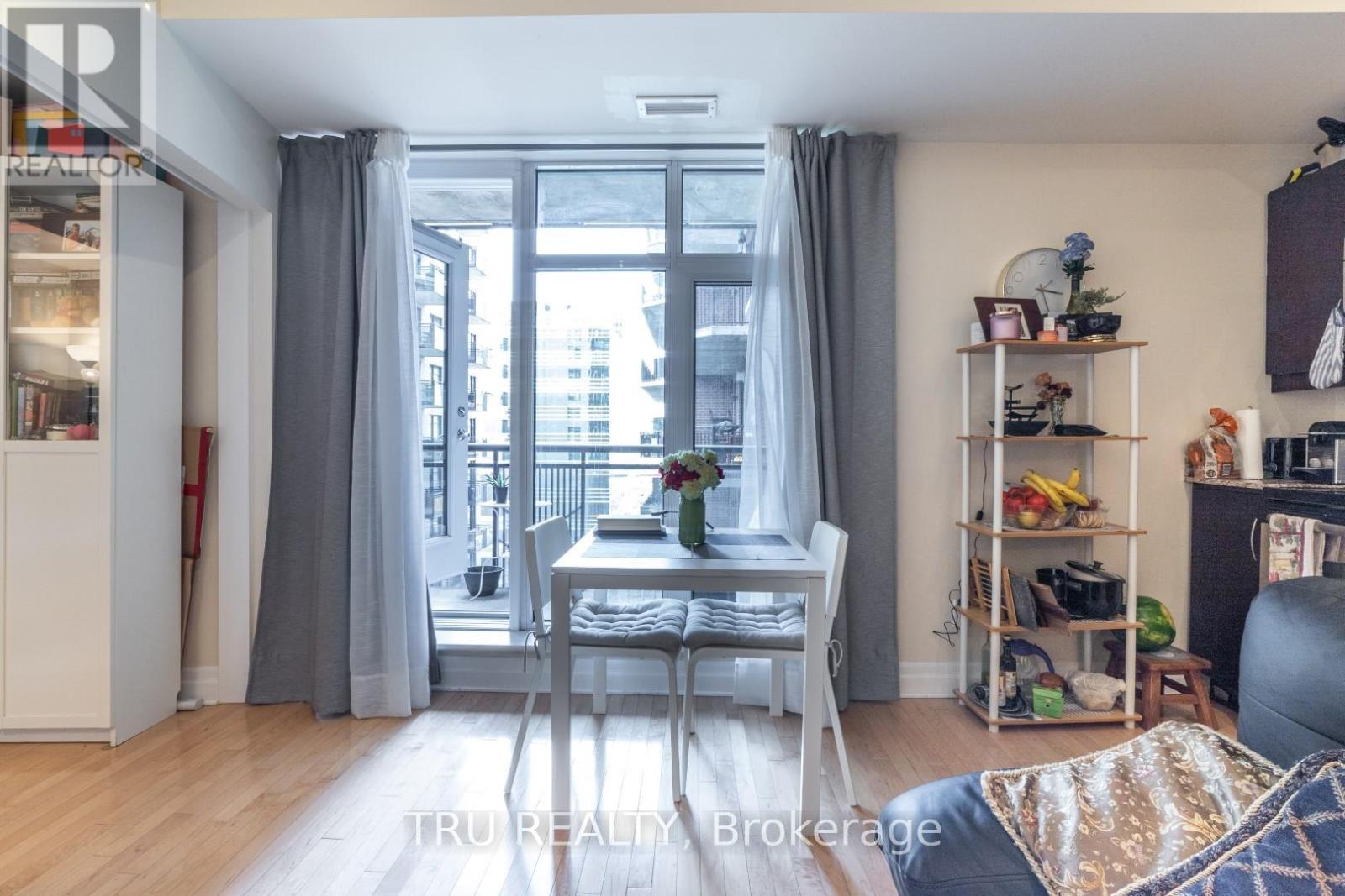 Photo 12 of 807 245 Kent Street, Ottawa ON