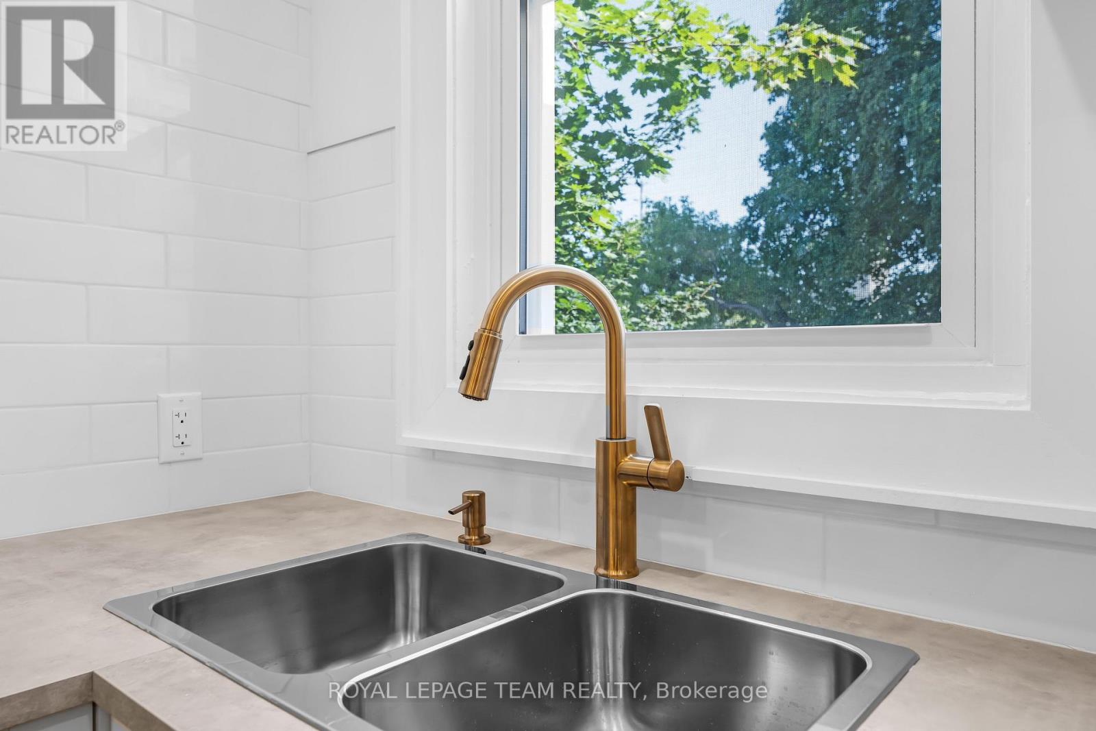 Photo 30 of 5 Gilchrist Avenue, Ottawa ON