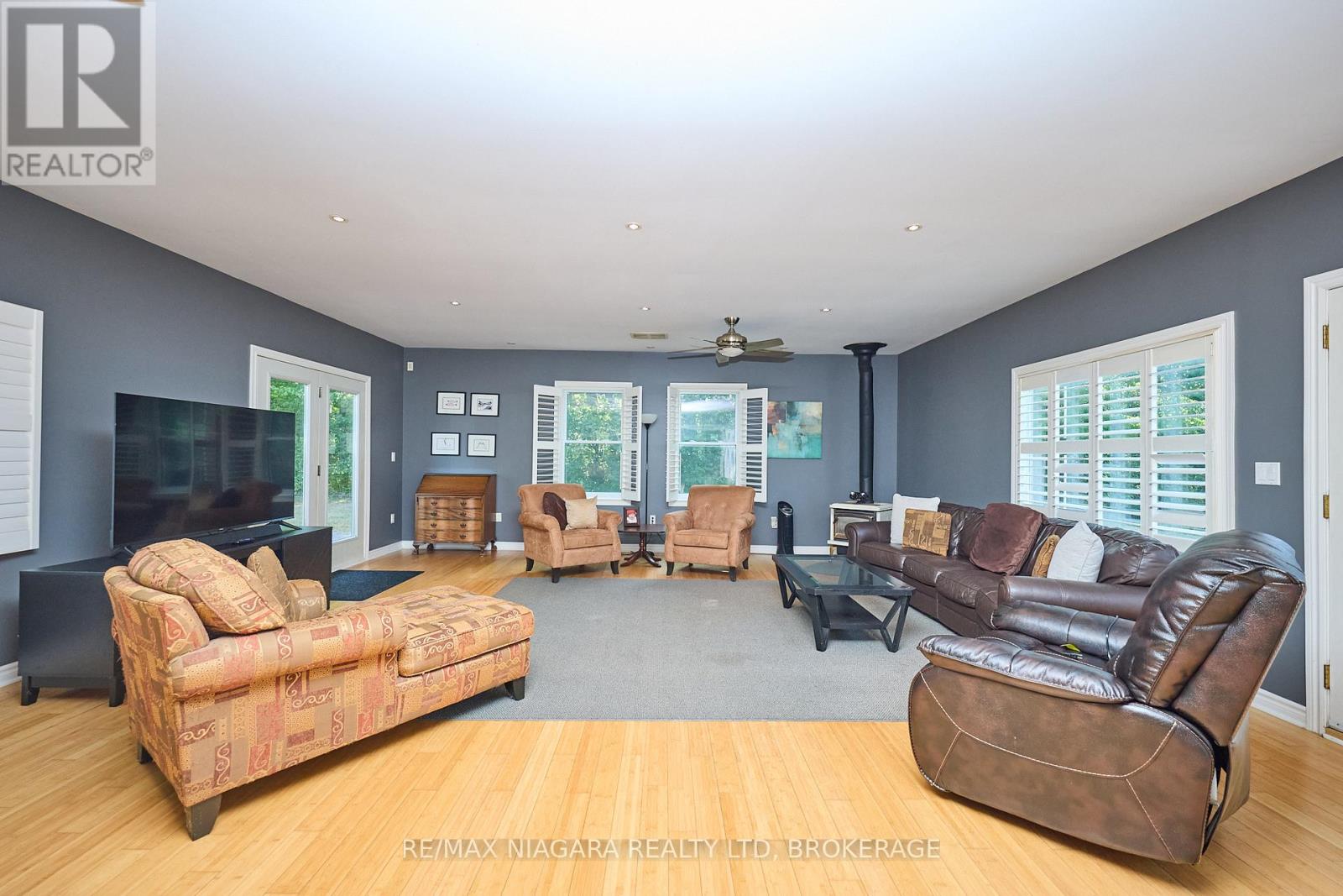 Photo 12 of 464 Gloria Road, Fort Erie ON