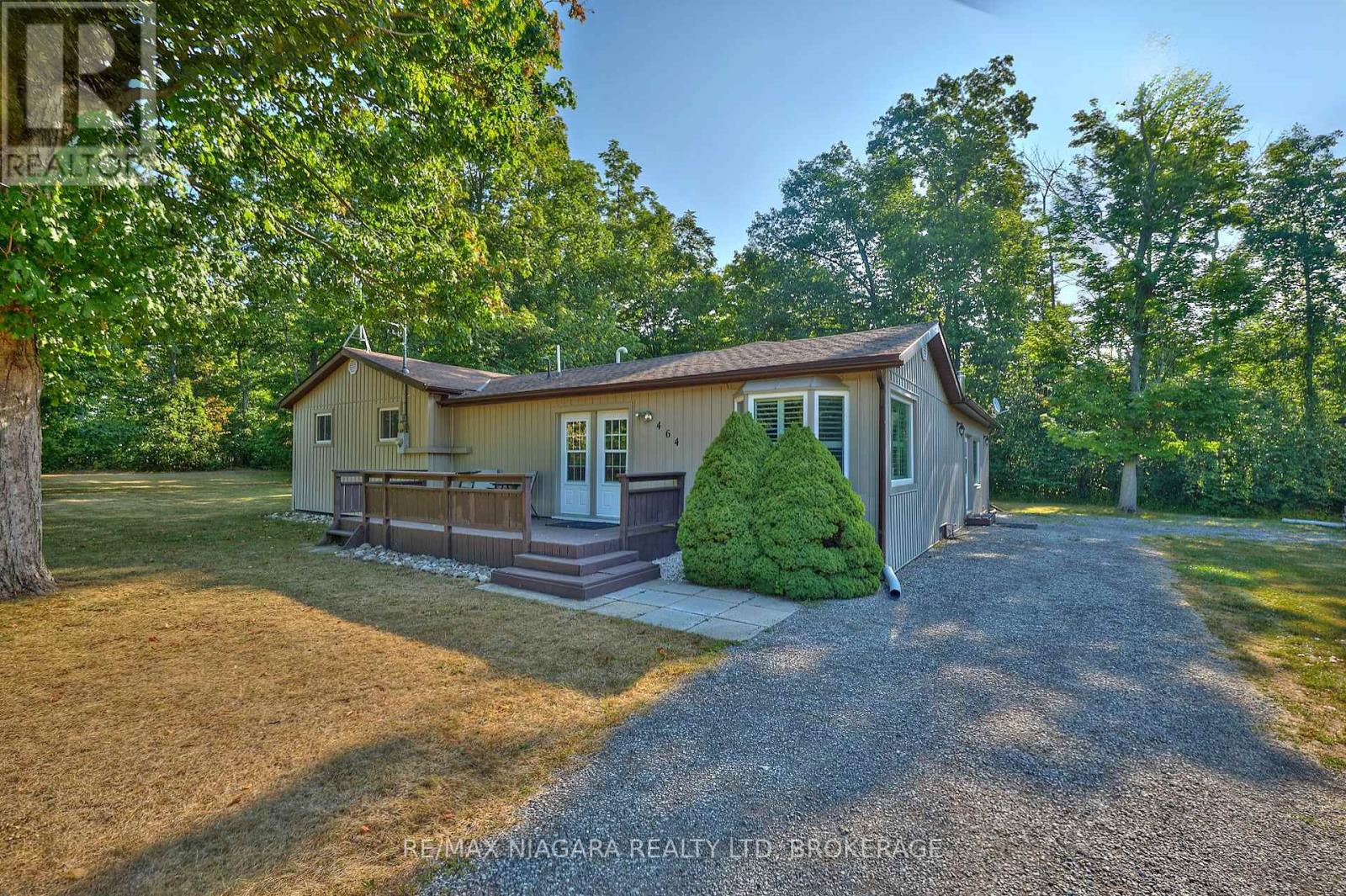 Photo 2 of 464 Gloria Road, Fort Erie ON