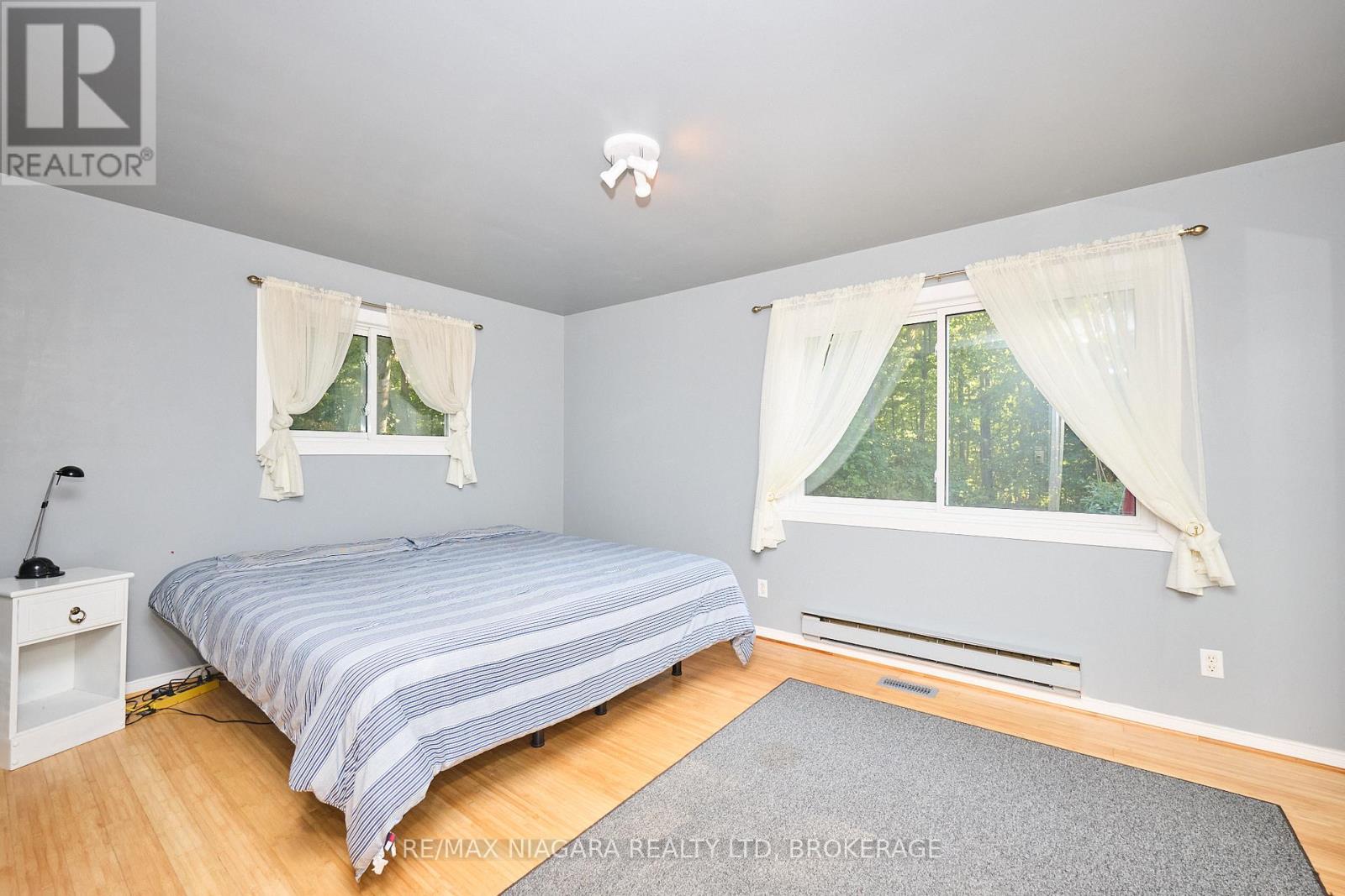 Photo 20 of 464 Gloria Road, Fort Erie ON