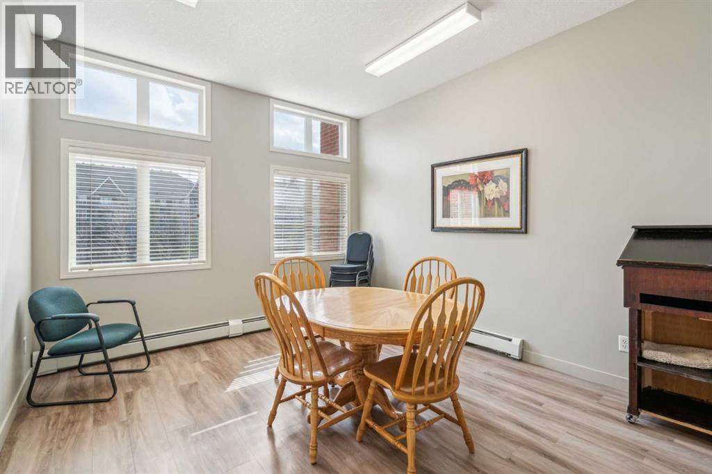 Single Family House for Sale in   Everstone Drive SW Evergreen Calgary 