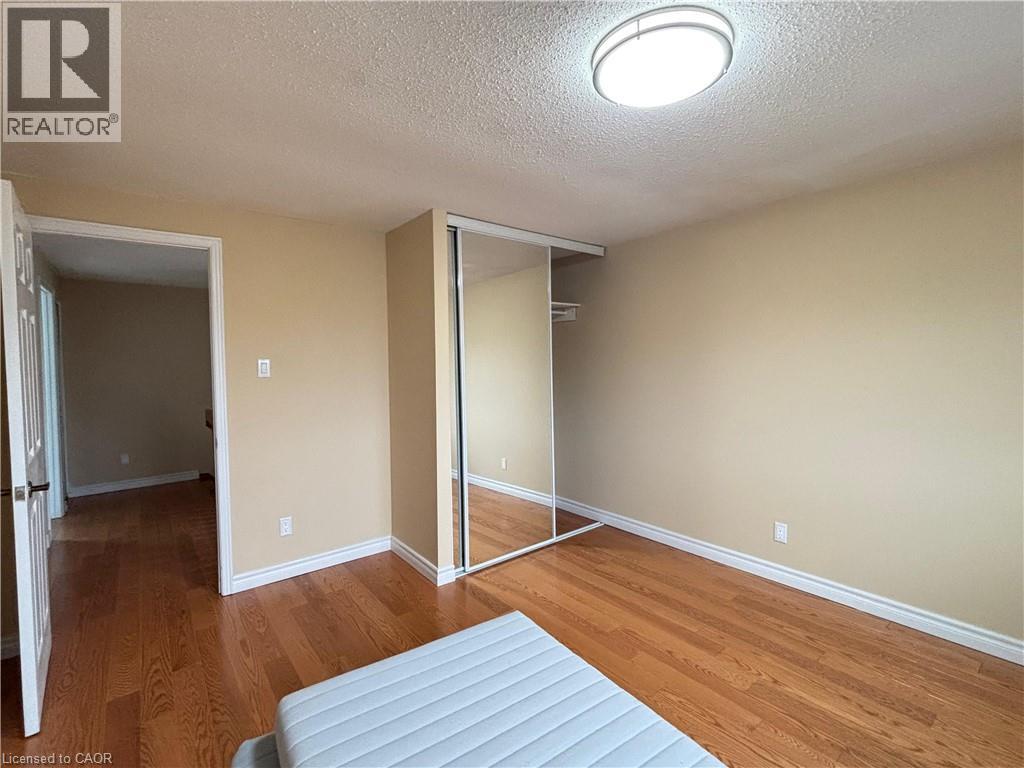 Photo 2 of 487 Beechwood Drive Unit 4, Waterloo ON