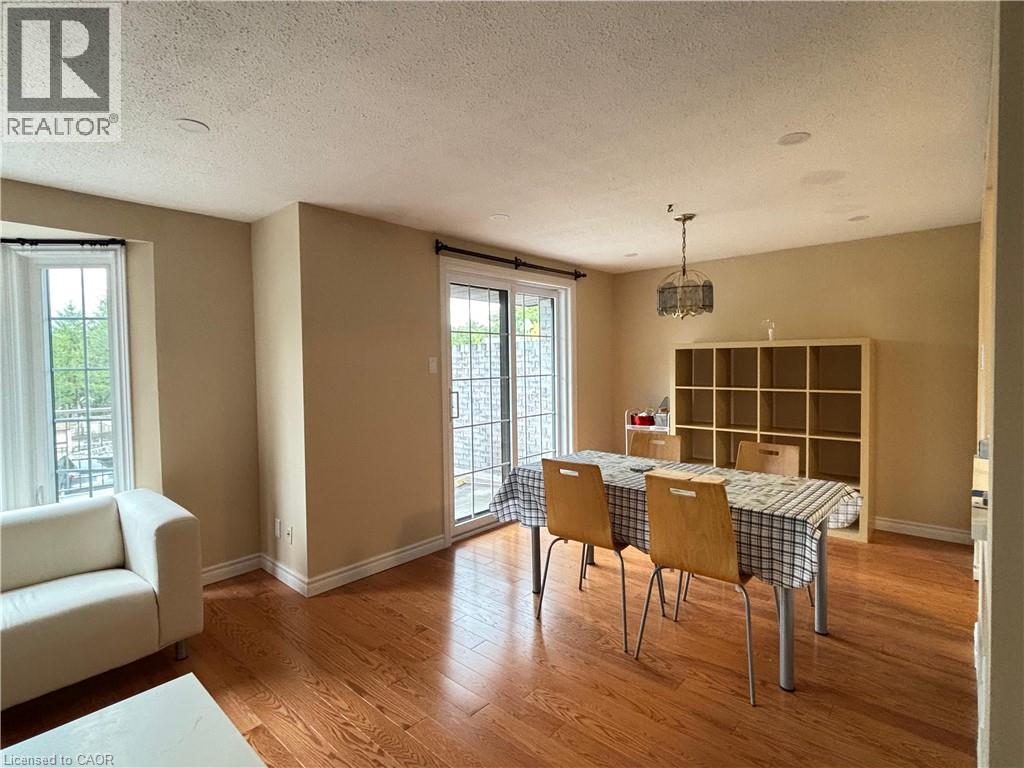 Photo 13 of 487 Beechwood Drive Unit 4, Waterloo ON