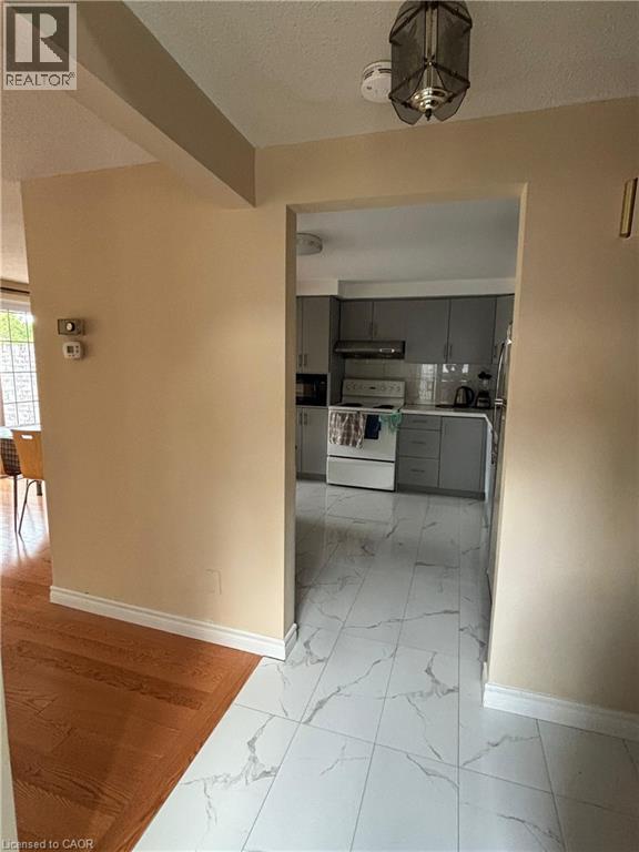 Photo 27 of 487 Beechwood Drive Unit 4, Waterloo ON