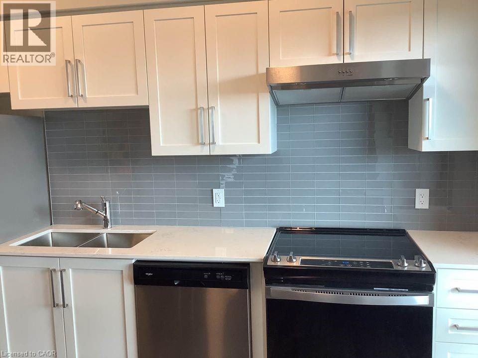 Photo 5 of 15 Queen Street S Unit 714, Hamilton ON