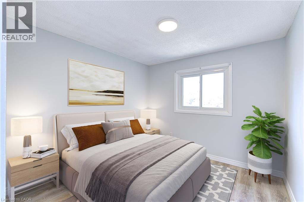 Photo 23 of 3045 Driftwood Drive, Burlington ON