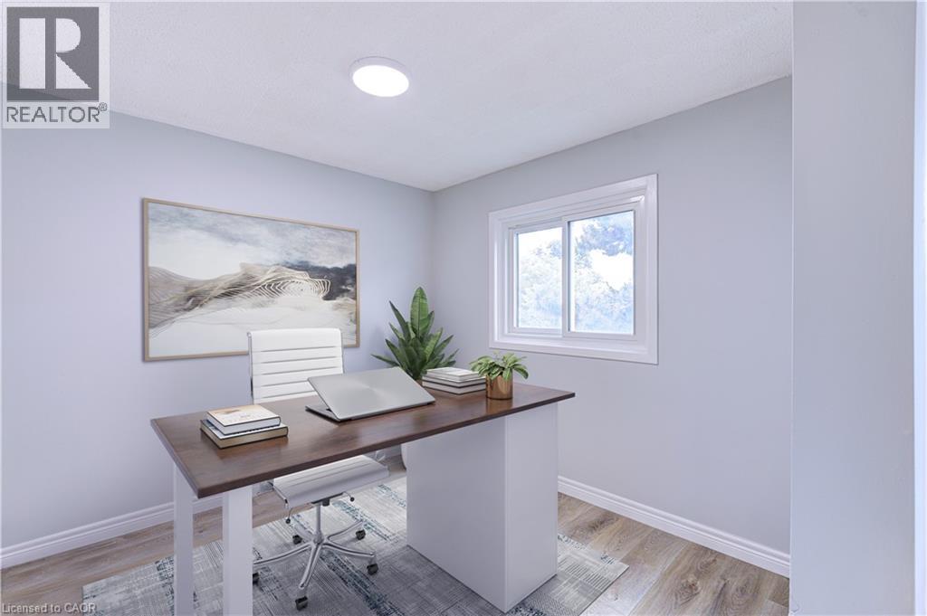 Photo 28 of 3045 Driftwood Drive, Burlington ON