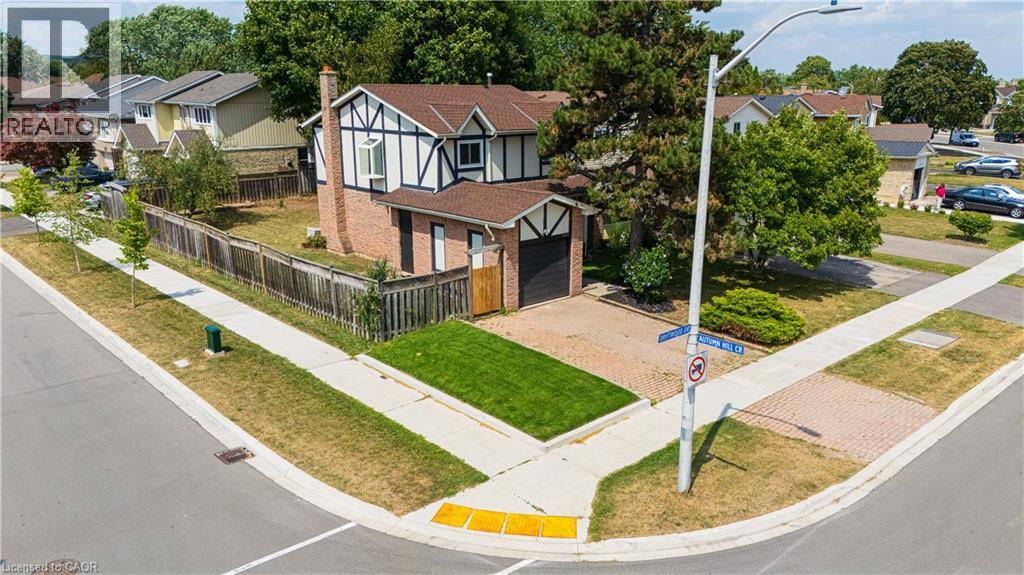 Photo 42 of 3045 Driftwood Drive, Burlington ON