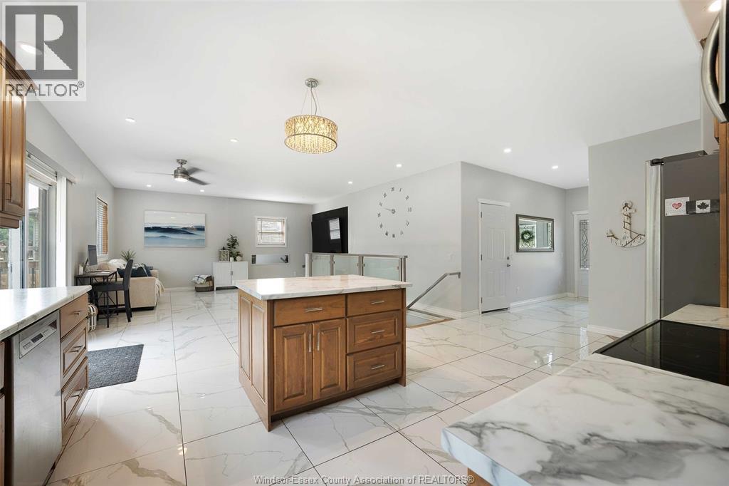 Photo 2 of 21107 Mclean Road, Wheatley ON
