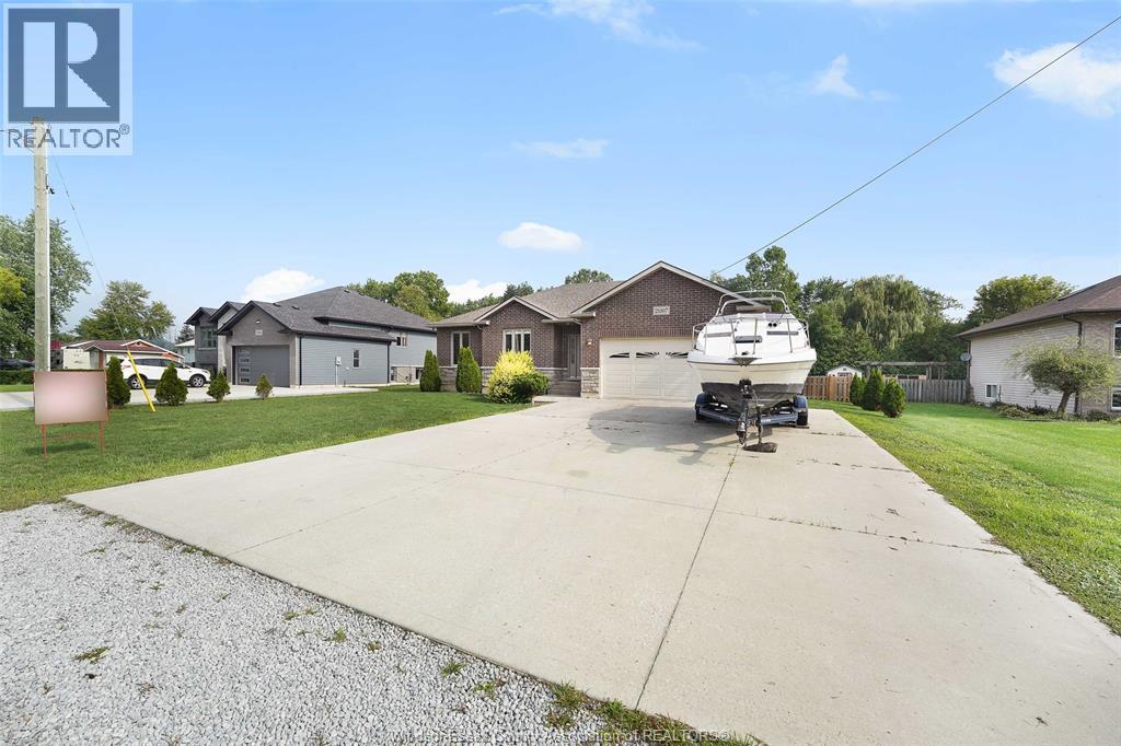 Photo 7 of 21107 Mclean Road, Wheatley ON