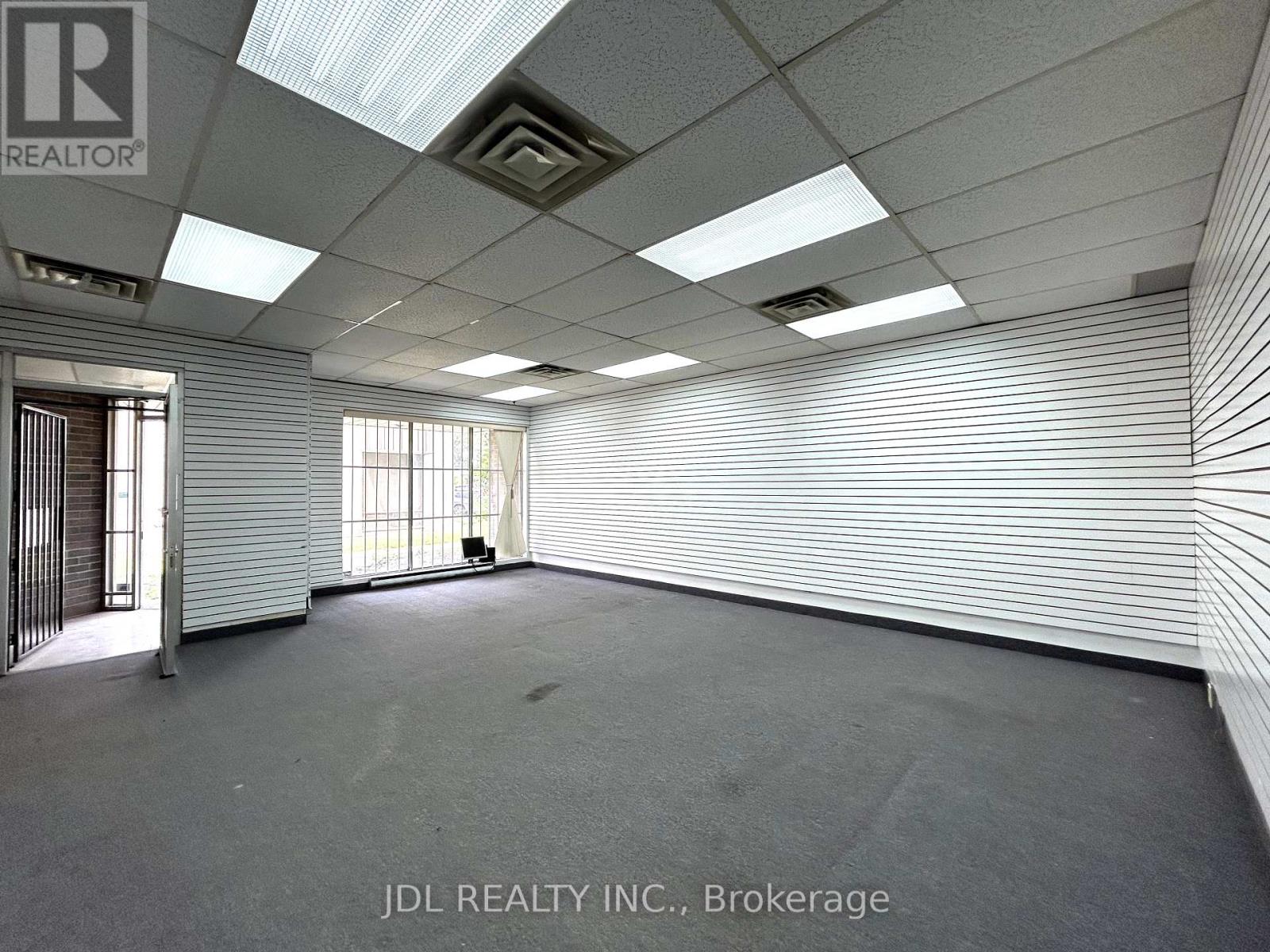 Photo 6 of 7 1291 Matheson Boulevard E, Mississauga ON