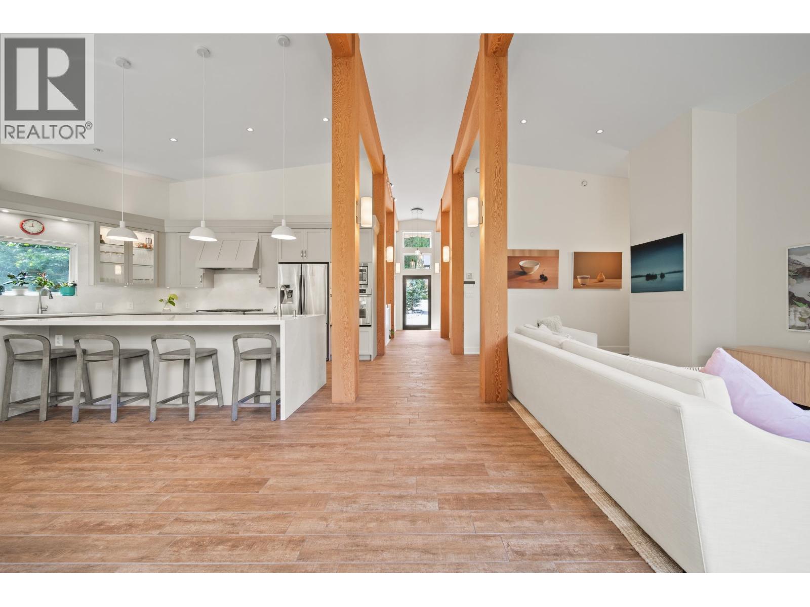 1545 TYNEBRIDGE COURT, Whistler