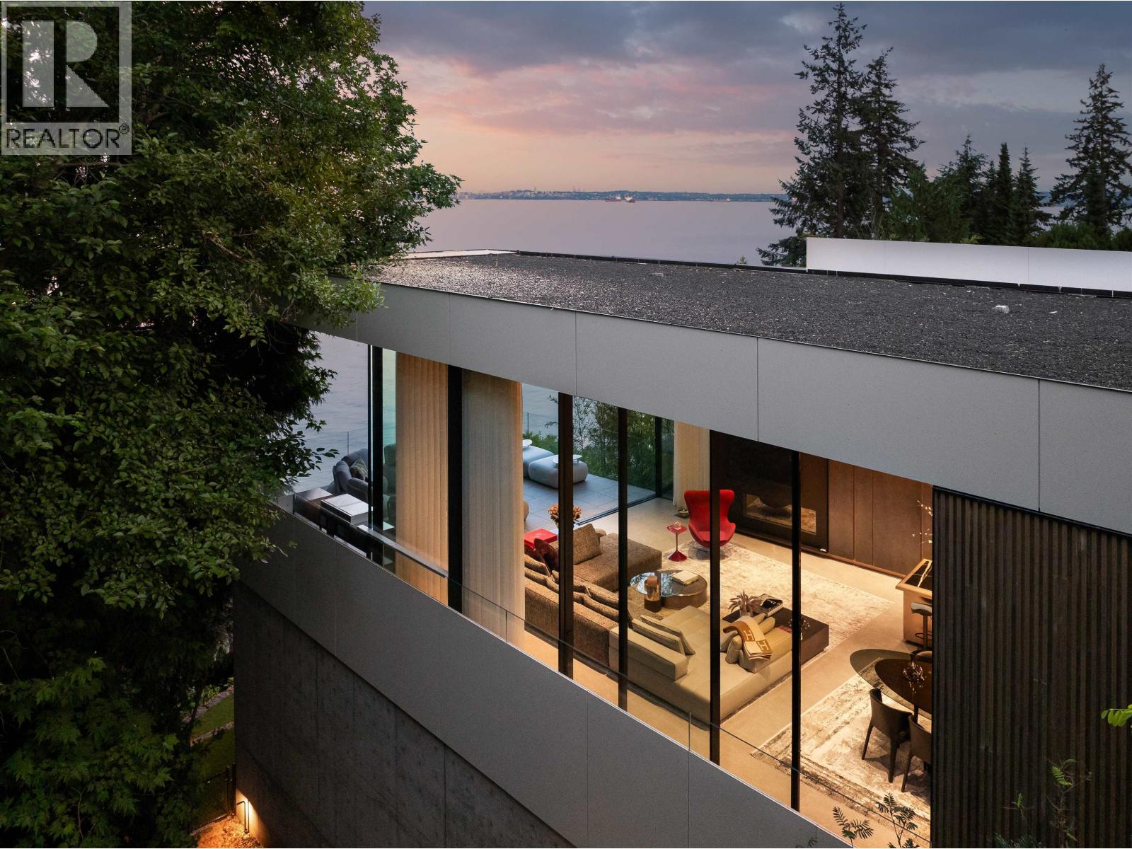 3478 MARINE DRIVE, West Vancouver