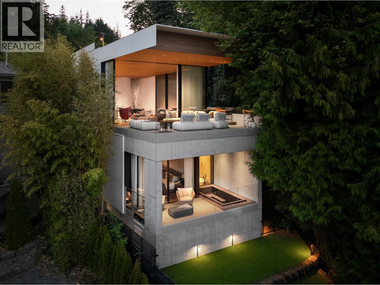 3478 MARINE DRIVE, West Vancouver