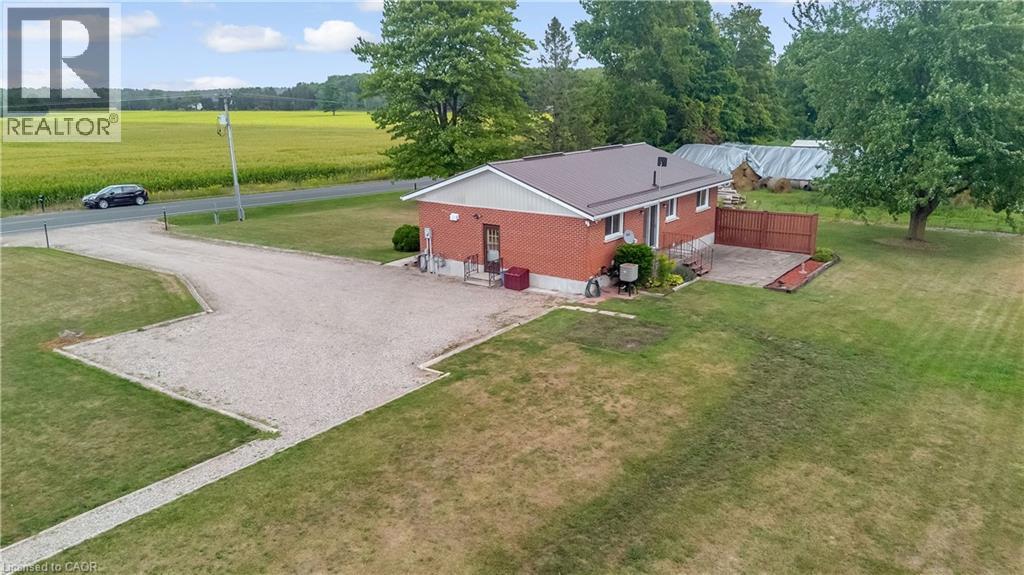 Photo 8 of 745920 Township 4 Road, Woodstock ON